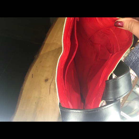 Anne Taintor designer bags - Picture 7 of 8